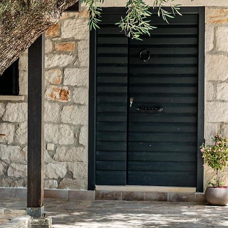 Orama Stone Apartments - Authentic Hospitality In A Historical Location, By Zantewize Exterior photo