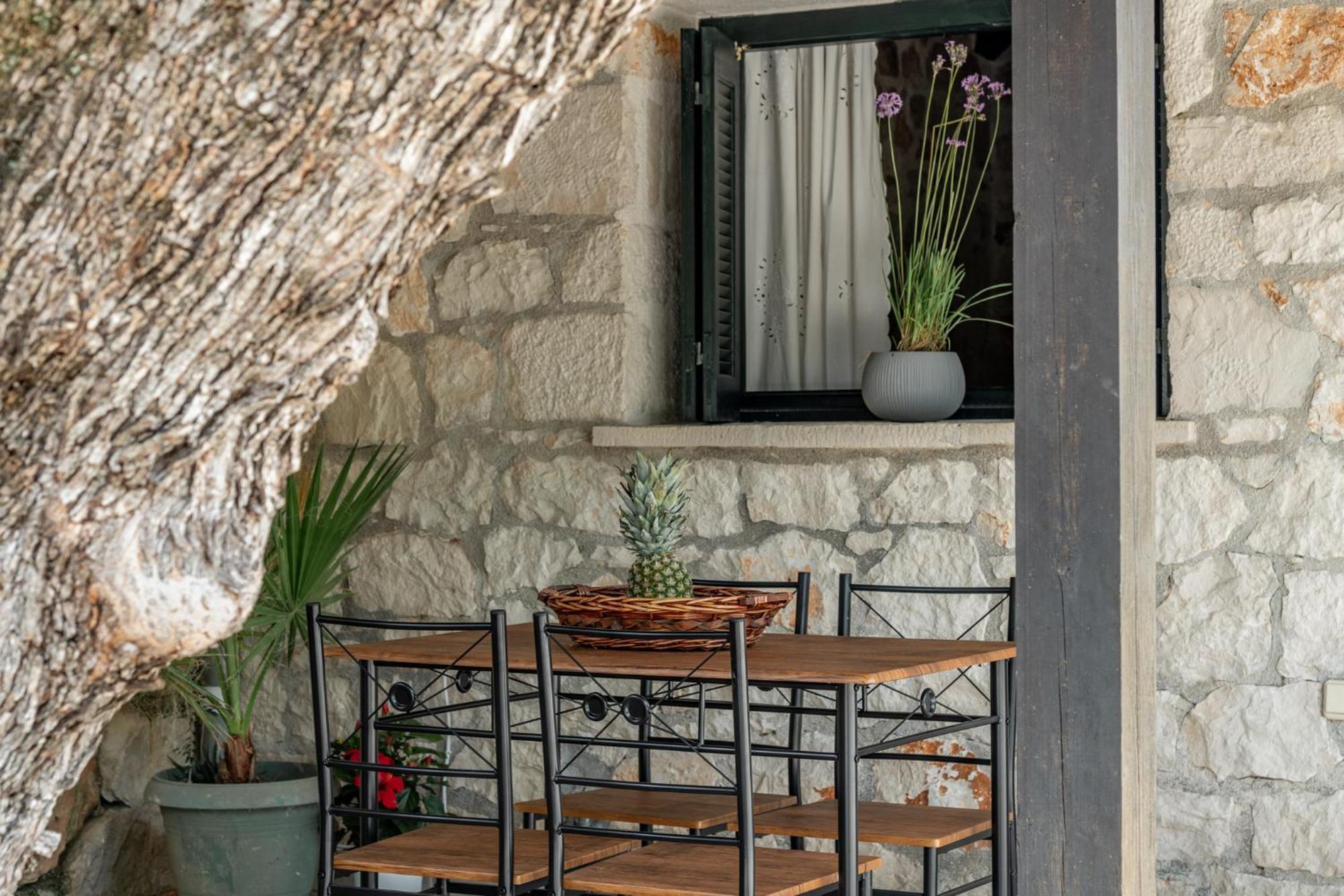 Orama Stone Apartments - Authentic Hospitality In A Historical Location, By Zantewize Exterior photo